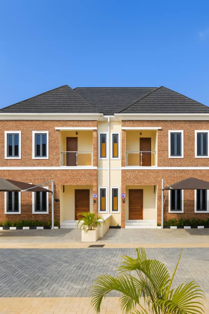 4 Bedroom Semi-Detached With BQ